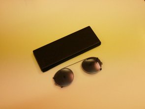 Sonnenbrillenaufsatz inkl. Etui