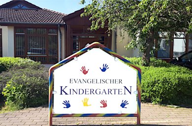 Eingangsschild Kita Gieselwerder