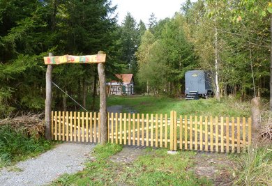 Eingang Waldkindergarten Eingang Waldkindergarten