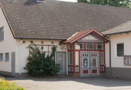Eingang Dorfgemeinschaftshaus