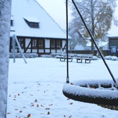Rathaus Lippoldsberg bei Schnee